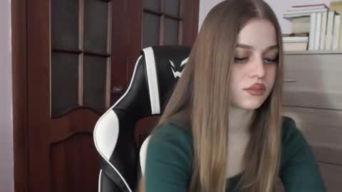 Lily online show from 21, 2, 2026