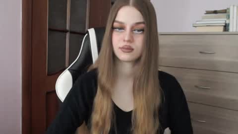 Lily online show from 2, 4, 2026