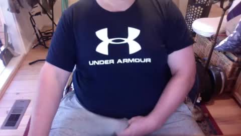 Snapshot of redheaded_aus chatting on 27, 1, 2025 Burt Macklin online show from 27, 1, 2025