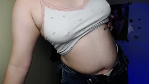 Snapshot of redhotqueen1 chatting on 20, 6, 2026 Rina online show from 20, 6, 2026