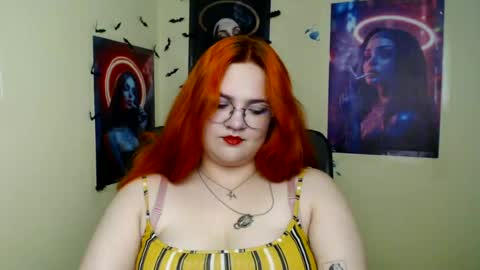 Snapshot of redhotqueen1 chatting on 6, 7, 2026 Rina online show from 6, 7, 2026