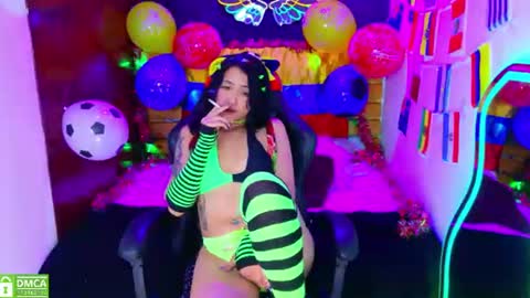 Snapshot of redhotter_ chatting on 22, 6, 2026 Lili Lopez online show from 22, 6, 2026