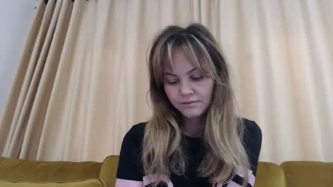 RedJessica online show from 1, 11, 2025