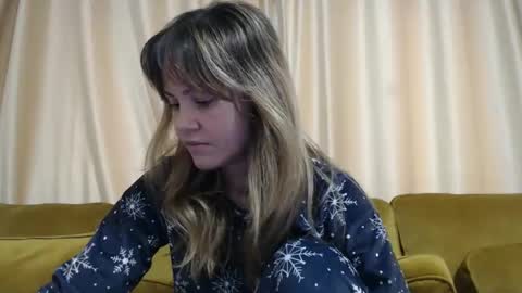 Snapshot of redjessica chatting on 1, 2, 2026 RedJessica online show from 1, 2, 2026