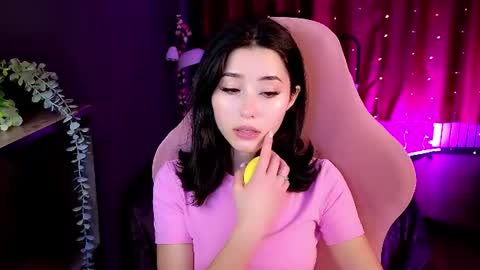 Snapshot of redmidnight_ chatting on 27, 7, 2026 Kiara online show from 27, 7, 2026