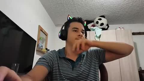 Snapshot of redsoul951869 chatting on 15, 9, 2025 RedsoulReaver online show from 15, 9, 2025