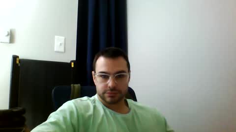 redstar461163 online show from 9, 12, 2024