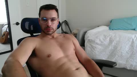 Snapshot of redstar461163 chatting on 31, 5, 2026 redstar461163 online show from 31, 5, 2026