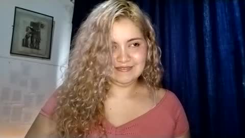 Snapshot of rei_chan26 chatting on 12, 3, 2025 Tania Nixx online show from 12, 3, 2025