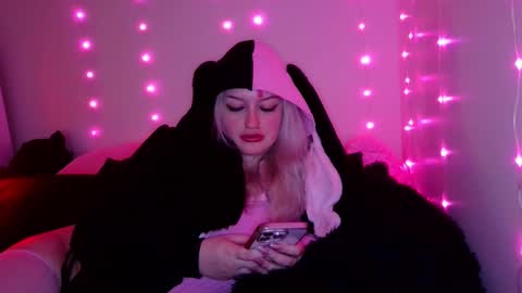 reiannmay online show from 12, 1, 2026