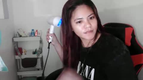 reign2525 online show from 8, 10, 2025