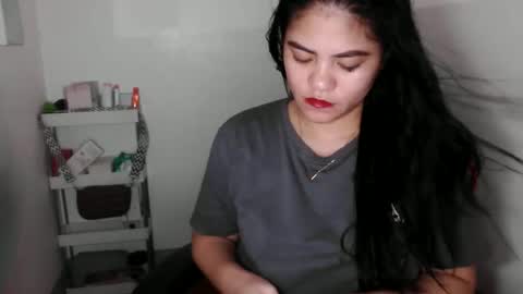 reign2525 online show from 20, 10, 2025