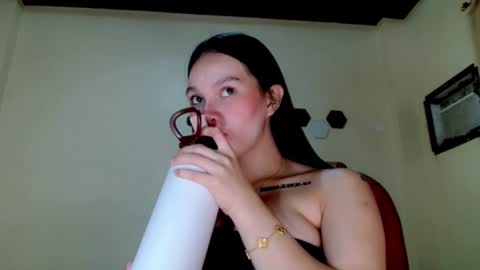 Snapshot of reignxxxx chatting on 9, 6, 2026 Rei online show from 9, 6, 2026