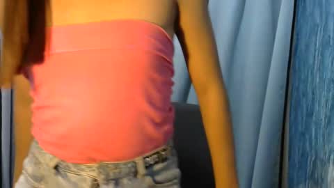 Snapshot of rema_thebigcock chatting on 27, 5, 2026 rema_thebigcock online show from 27, 5, 2026