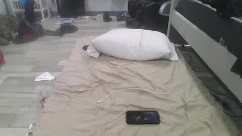 Snapshot of remshotdt chatting on 22, 2, 2025 remshotdt online show from 22, 2, 2025