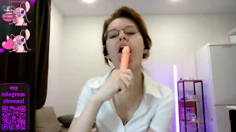 Snapshot of renaeblaski chatting on 27, 2, 2026 Claire online show from 27, 2, 2026