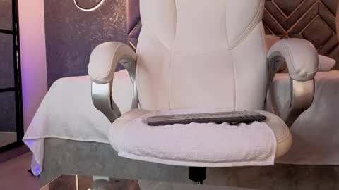 Snapshot of renata_cruz_ chatting on 4, 2, 2026 Renata 3 online show from 4, 2, 2026