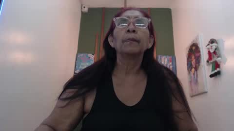 renata_milf_ online show from 28, 12, 2024