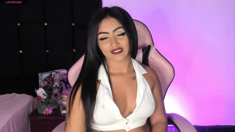 Snapshot of renatawilsom chatting on 20, 5, 2026 renatawilsom online show from 20, 5, 2026