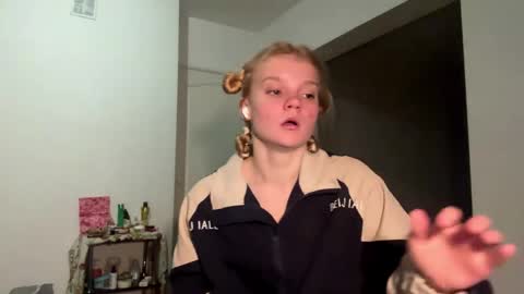 Tiffany online show from 10, 4, 2026