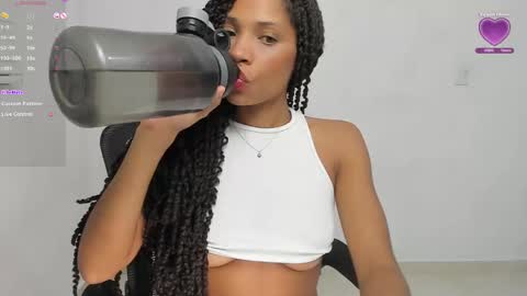 Snapshot of renell_aiston chatting on 19, 1, 2025 RENELL online show from 19, 1, 2025