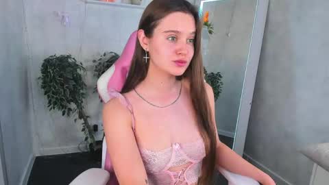 Snapshot of renesmy_black chatting on 30, 5, 2026 Renesmy online show from 30, 5, 2026