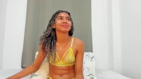  Renata  online show from 8, 2, 2025