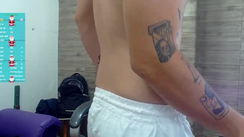 Snapshot of rennesanti chatting on 19, 12, 2024 R E N E online show from 19, 12, 2024