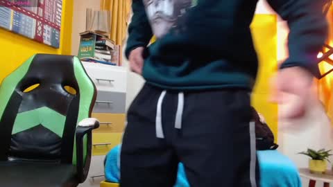 Snapshot of rennesanti chatting on 10, 1, 2025 R E N E online show from 10, 1, 2025