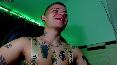 Snapshot of rennesanti chatting on 24, 1, 2025 R E N E online show from 24, 1, 2025