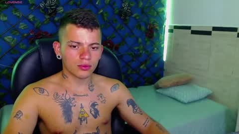 Snapshot of rennesanti chatting on 14, 2, 2025 R E N E online show from 14, 2, 2025