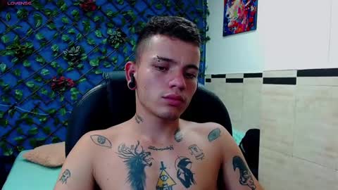 Snapshot of rennesanti chatting on 19, 2, 2025 R E N E online show from 19, 2, 2025