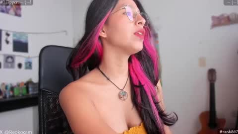 Snapshot of reoko_ chatting on 2, 5, 2026 Reoko online show from 2, 5, 2026