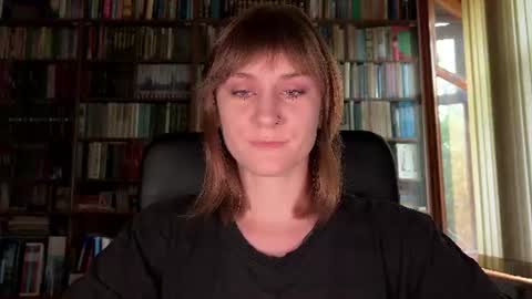 Snapshot of retromarie chatting on 18, 6, 2026 Rie online show from 18, 6, 2026
