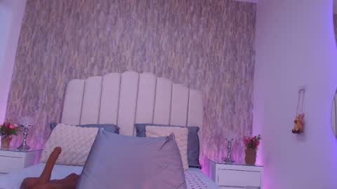 Snapshot of reven_lilith chatting on 22, 5, 2026 REVEN online show from 22, 5, 2026