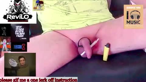 Snapshot of revilo80 chatting on 25, 3, 2026 revilo80 online show from 25, 3, 2026