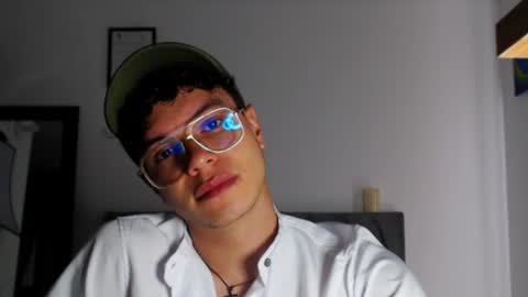 Snapshot of rexbunnybody chatting on 5, 4, 2026 Rex online show from 5, 4, 2026