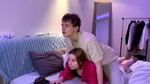 Lola online show from 9, 4, 2026