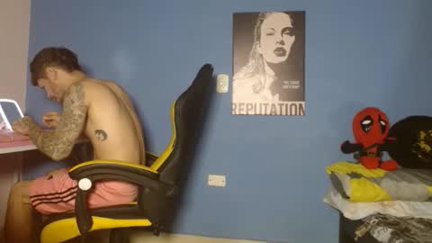 ricardo_big_cock online show from 1, 4, 2026
