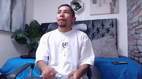 richar_voller online show from 8, 1, 2025