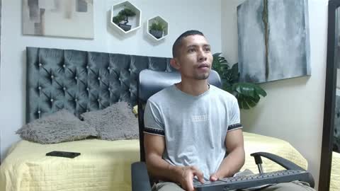 richar_voller online show from 8, 2, 2025