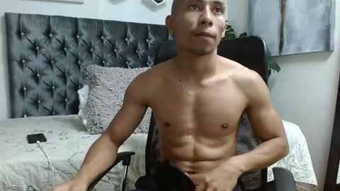 richar_voller online show from 4, 3, 2025