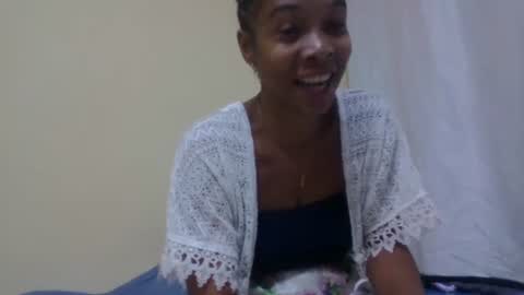 Snapshot of richella34 chatting on 9, 6, 2026 richella34 online show from 9, 6, 2026