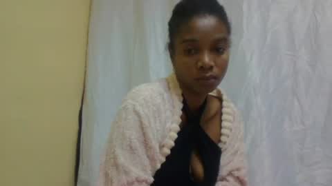 Snapshot of richella34 chatting on 23, 6, 2026 richella34 online show from 23, 6, 2026