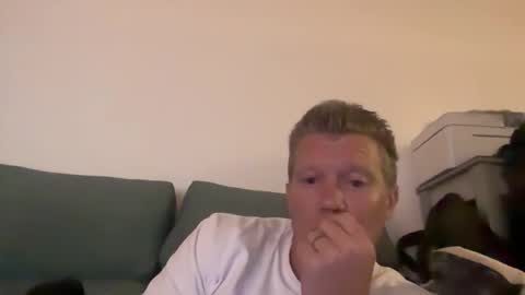 Snapshot of richiee3891 chatting on 15, 5, 2026 richiee3891 online show from 15, 5, 2026