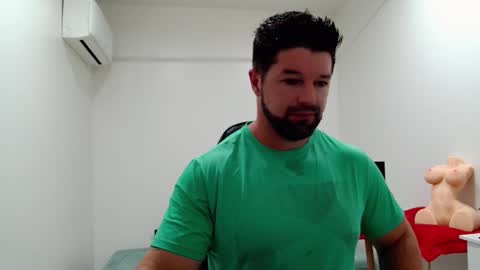 Snapshot of richrolland chatting on 20, 12, 2025 Rickseduction online show from 20, 12, 2025