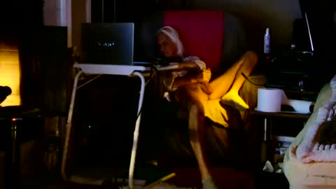 Snapshot of ricks4fun chatting on 2, 7, 2026 PINK HOLE TWINK online show from 2, 7, 2026