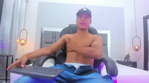 Ricky  online show from 31, 12, 2024