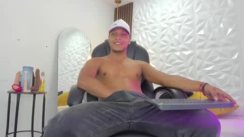 Ricky  online show from 9, 10, 2025