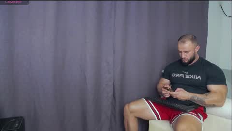 Snapshot of rickymiami1 chatting on 11, 9, 2025 rickymiami1 online show from 11, 9, 2025